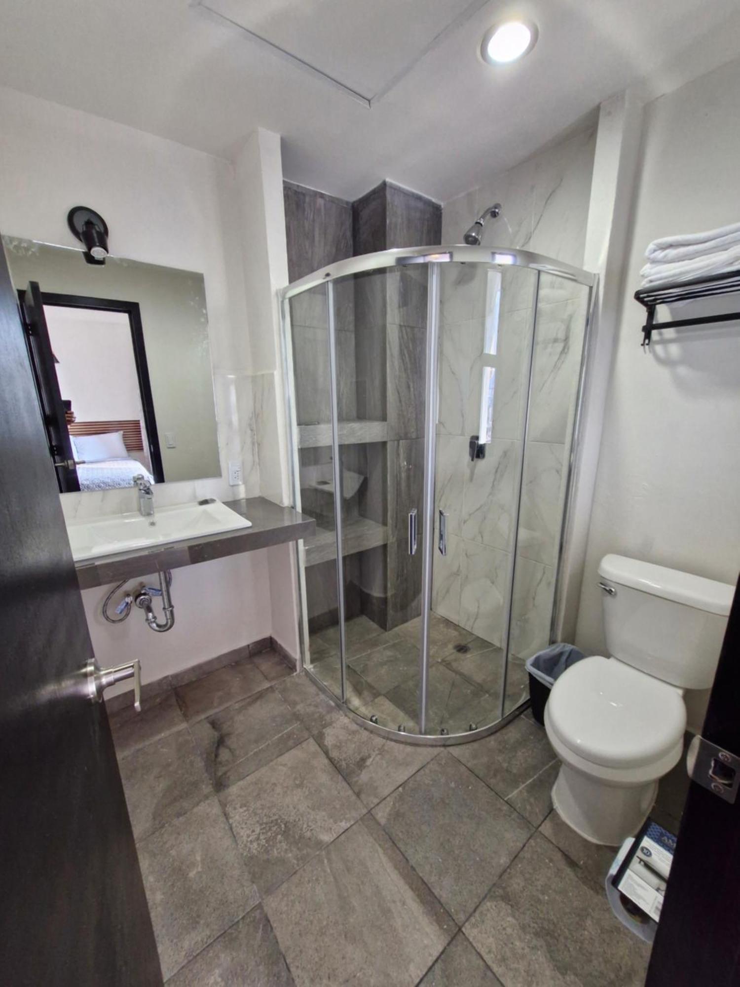 Inbed Hotel Tuxtla Gutiérrez Exteriör bild